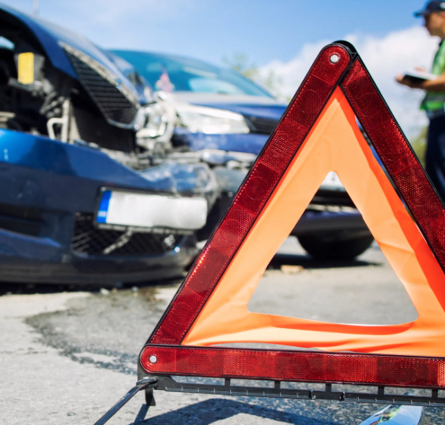 triângulo em acidente de trânsito reclassificação de monta